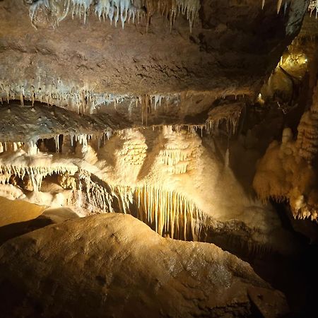 Au Perigord Noir Otel Hautefort Dış mekan fotoğraf