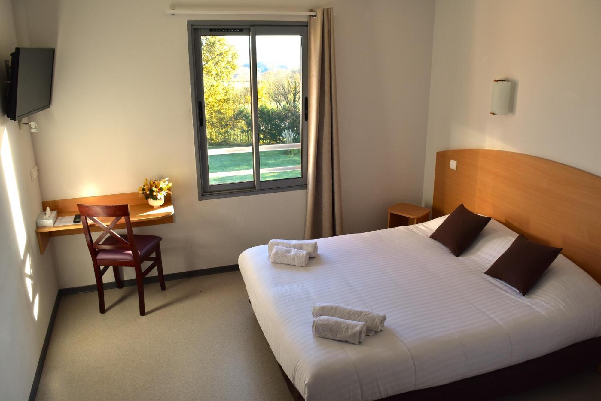 Au Perigord Noir Otel Hautefort Dış mekan fotoğraf