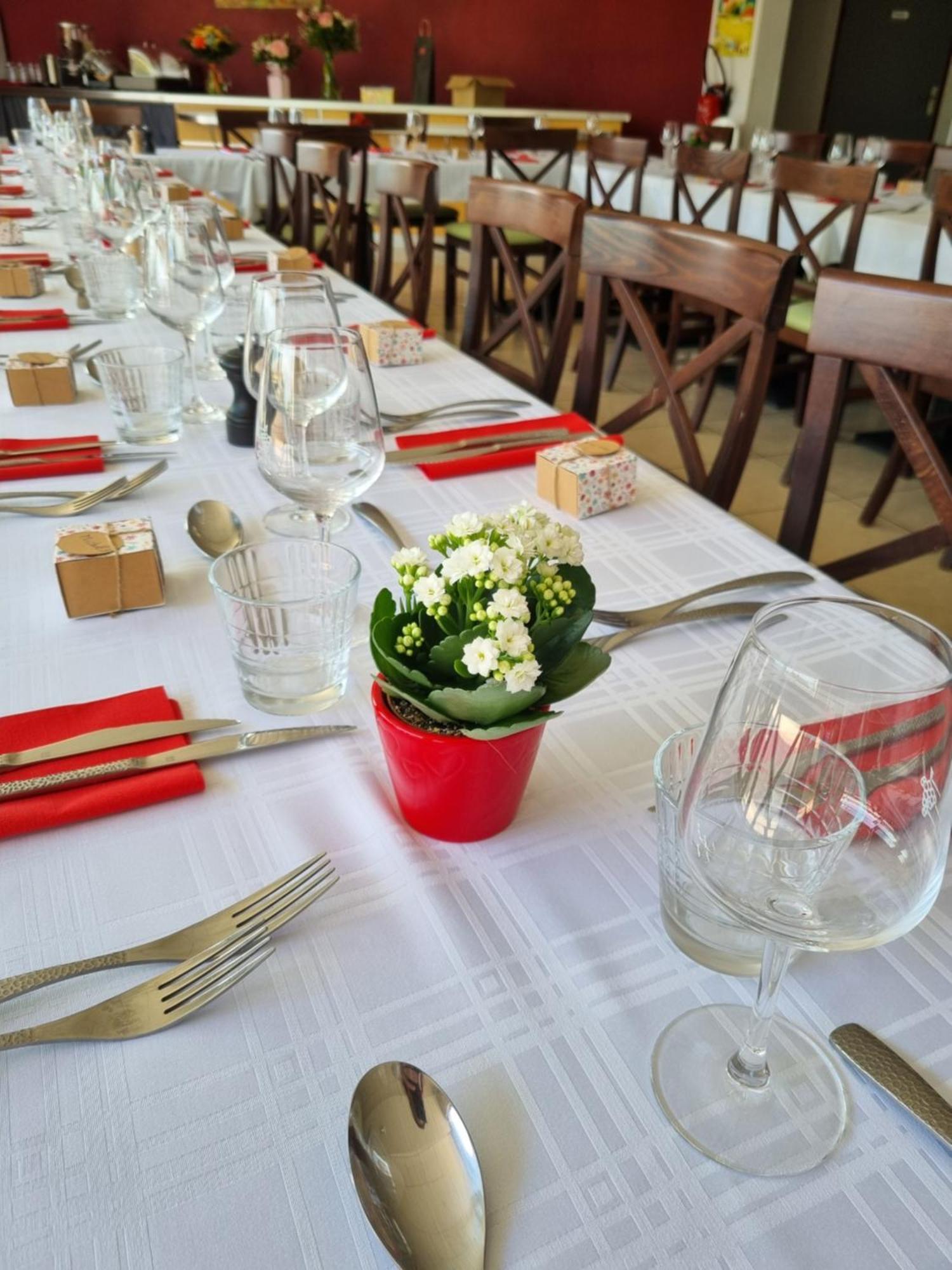 Au Perigord Noir Otel Hautefort Dış mekan fotoğraf