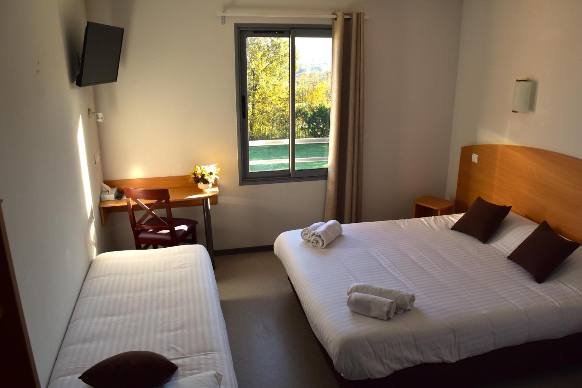 Au Perigord Noir Otel Hautefort Dış mekan fotoğraf